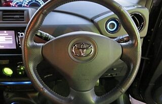Toyota BB 2013 full